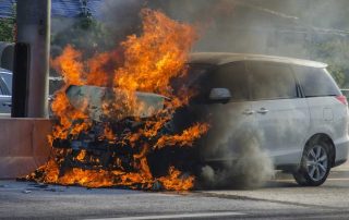 Penyebab Mobil Terbakar Saat Sedang Berkendara